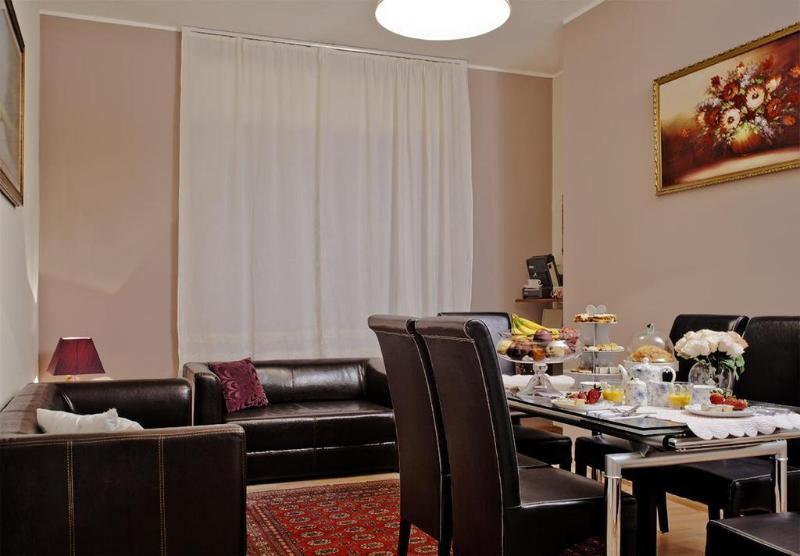 Fior Di Loto Sweetness Hotel กาญารี ภายนอก รูปภาพ