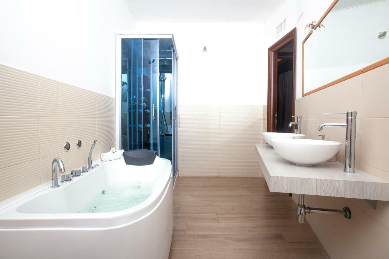 Fior Di Loto Sweetness Hotel กาญารี ภายนอก รูปภาพ